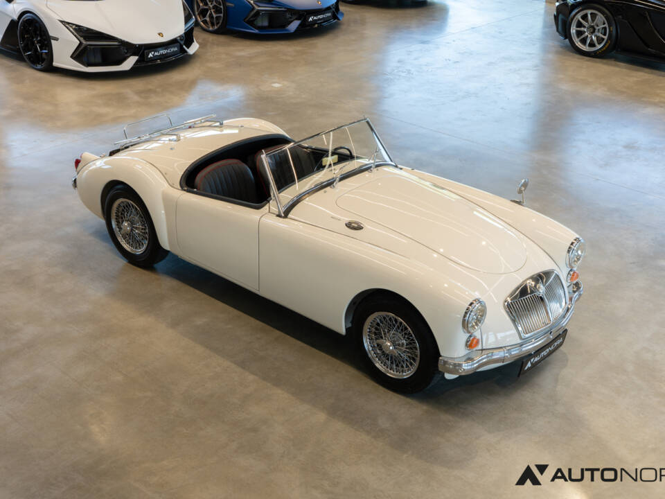Image 32/65 of MG MGA 1600 (1960)