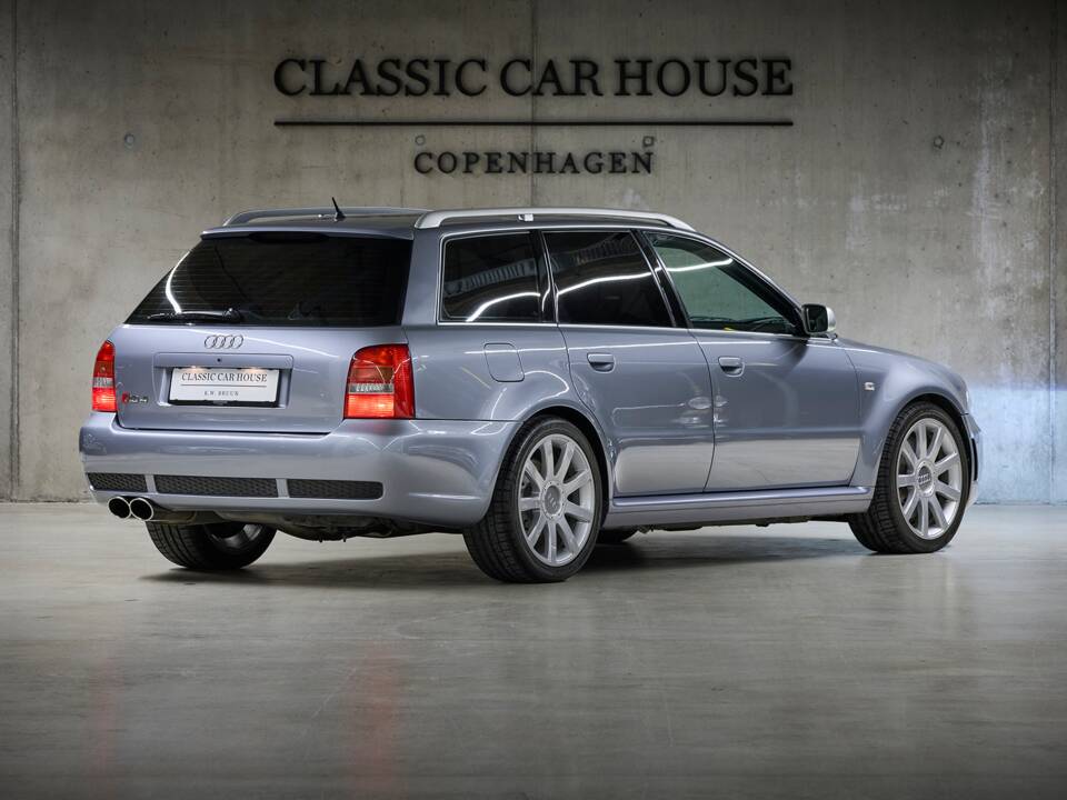 Imagen 40/100 de Audi RS4 Avant (2001)