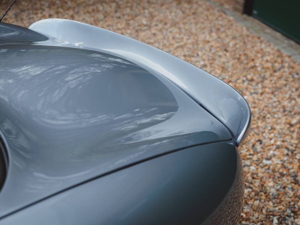 Image 33/39 of TVR Tuscan S (2003)