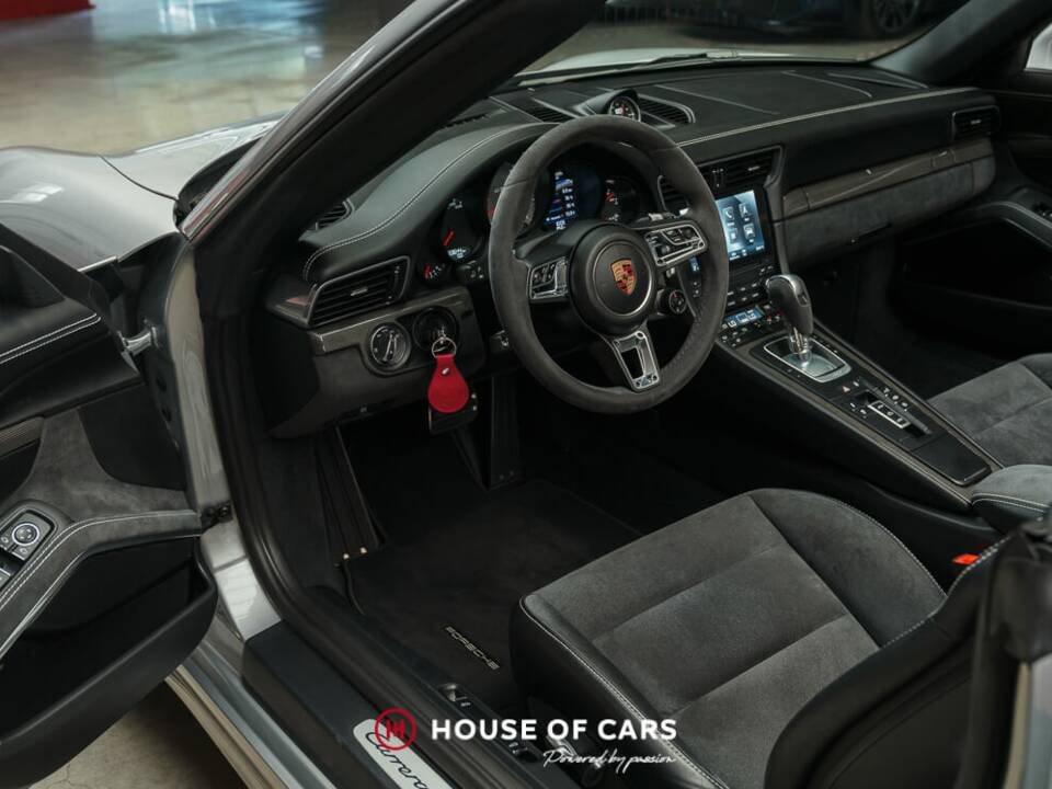 Bild 15/25 von Porsche 911 Carrera GTS (2017)