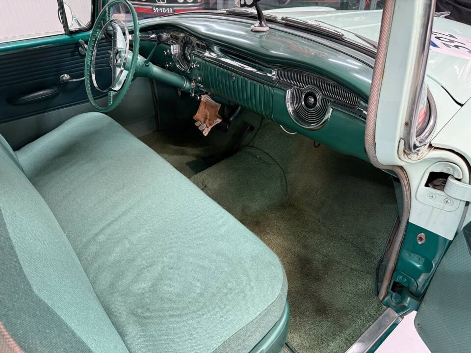 Image 14/15 of Oldsmobile Super 88 (1955)
