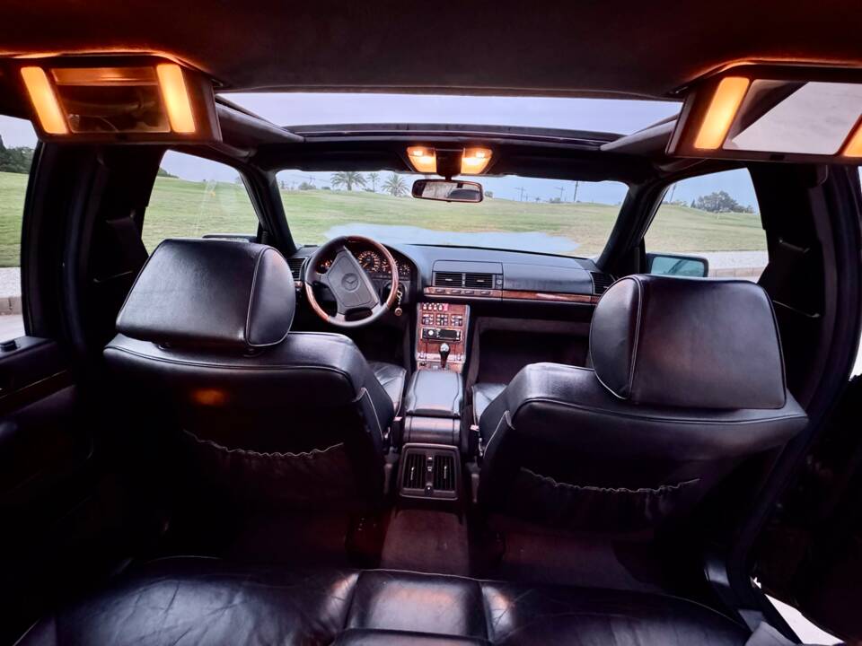 Bild 18/37 von Mercedes-Benz S 320 (1994)