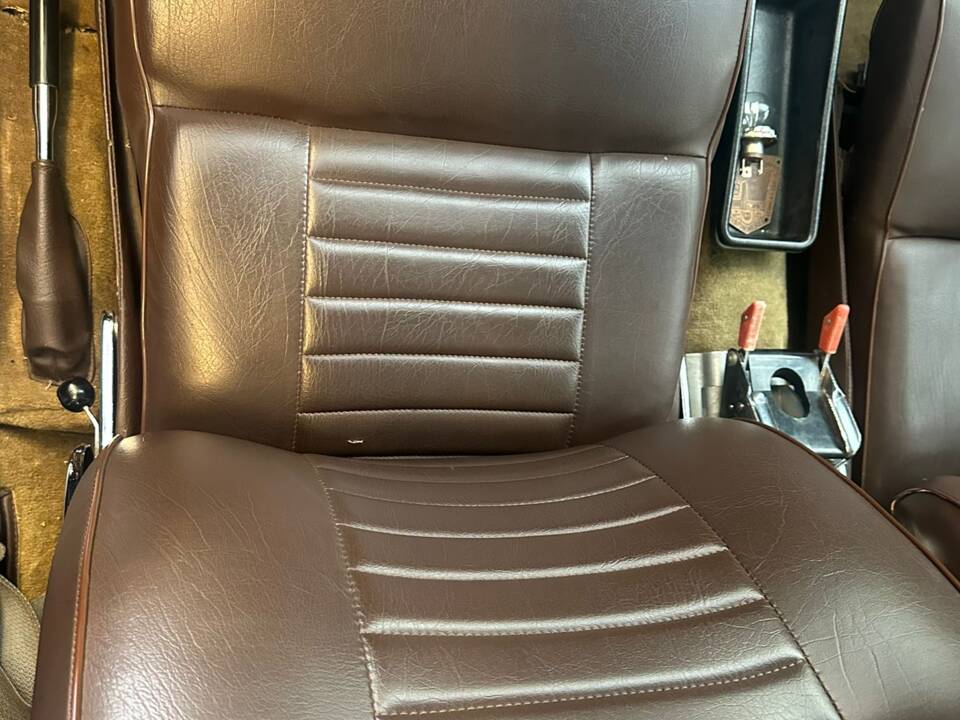 Bild 12/16 von Volvo 1800 S (1967)