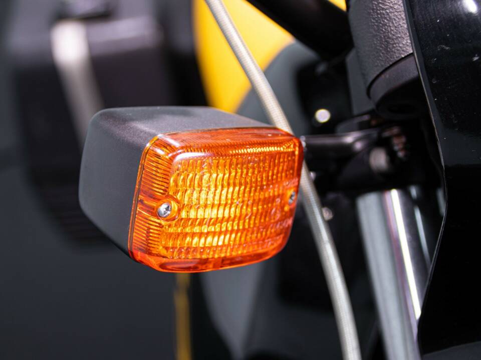 Image 25/50 of BMW DUMMY (1988)