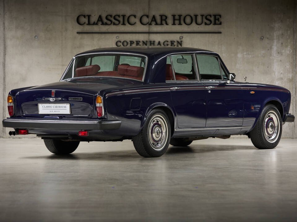 Image 4/100 de Rolls-Royce Silver Shadow II (1979)