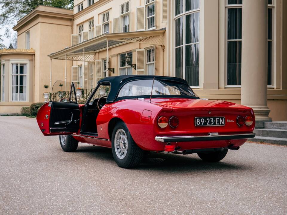 Image 6/65 of FIAT Dino Spider (1967)