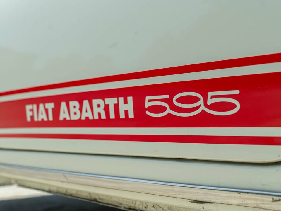 Image 17/50 of Abarth Fiat 595 (1969)