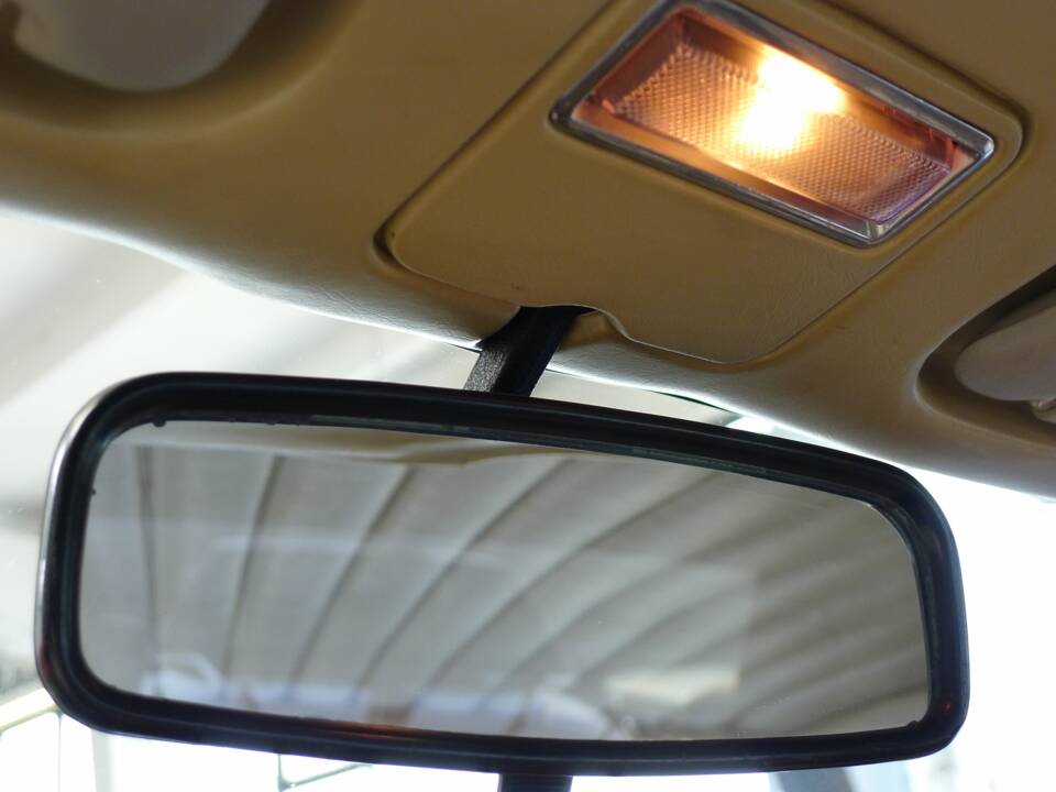 Image 9/44 of FIAT 130 Coupé (1972)