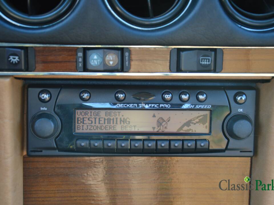 Image 50/50 de Mercedes-Benz 380 SL (1982)