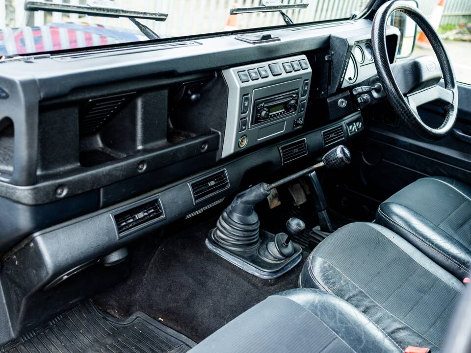 Image 41/41 of Land Rover Defender 90 (2004)