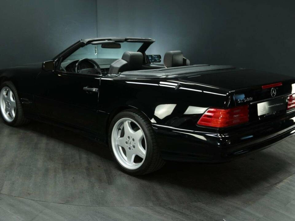 Imagen 8/30 de Mercedes-Benz SL 500 (1998)