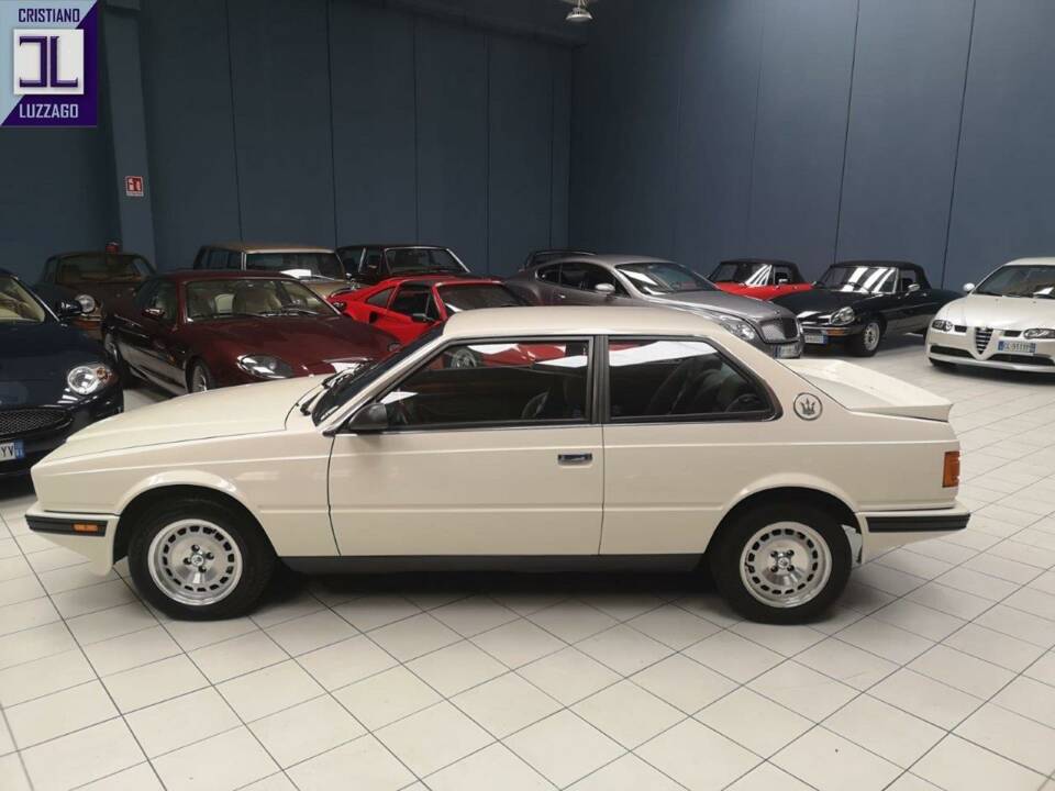 Imagen 5/90 de Maserati 222 (1989)