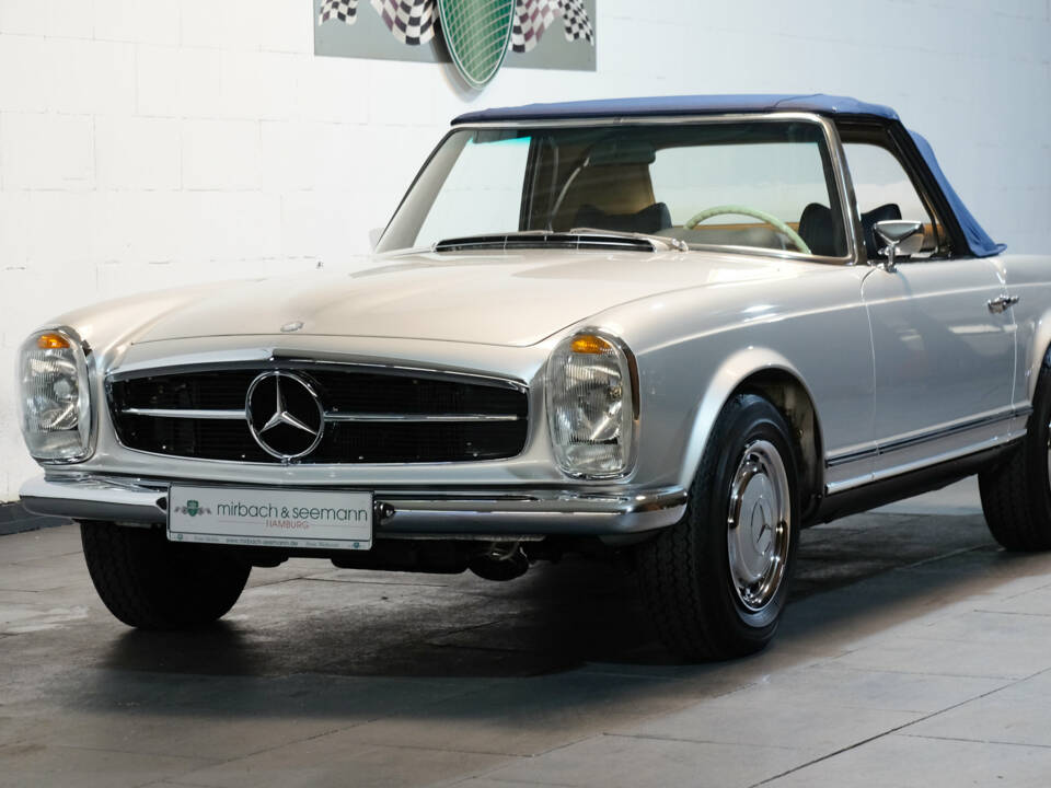 Image 1/36 of Mercedes-Benz 280 SL (1969)