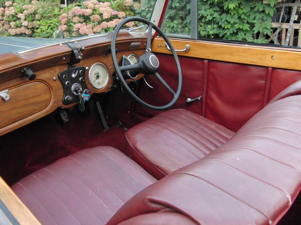 Immagine 2/8 di Daimler DB 18 (1950)