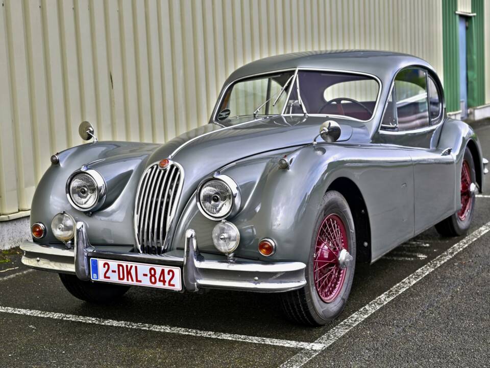 Bild 3/50 von Jaguar XK 140 FHC (1954)