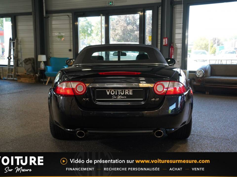 Image 10/37 of Jaguar XK 4.2 (2006)