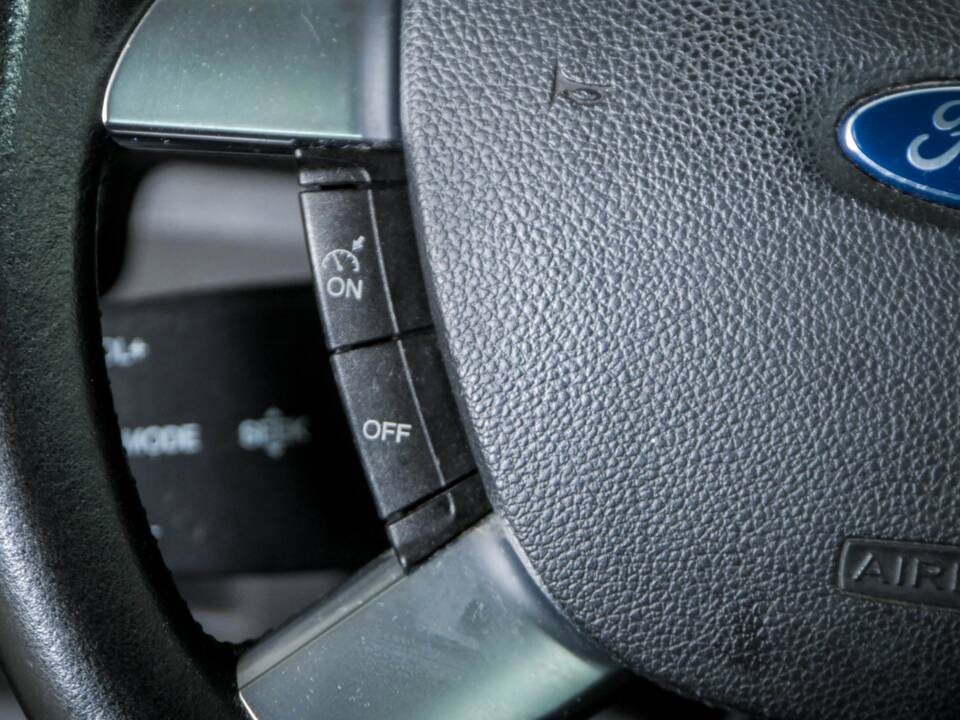 Image 19/34 de Ford Focus C-Max 1.8 (2007)