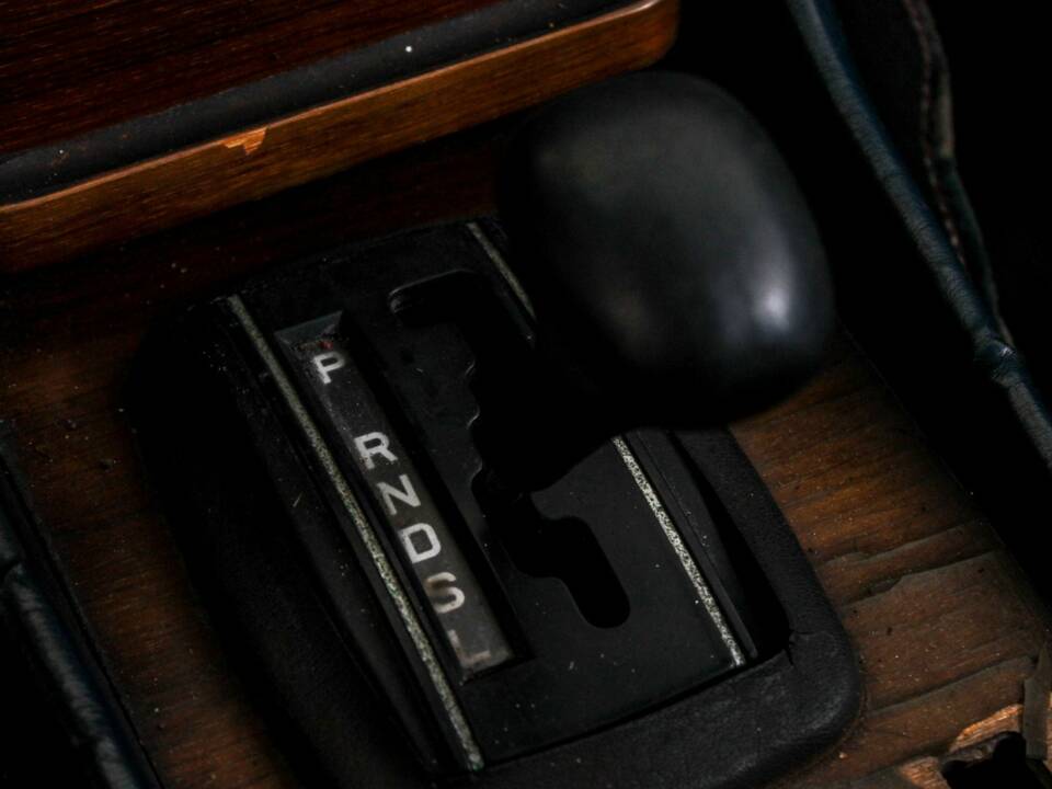 Bild 36/43 von Mercedes-Benz 380 SL (1982)