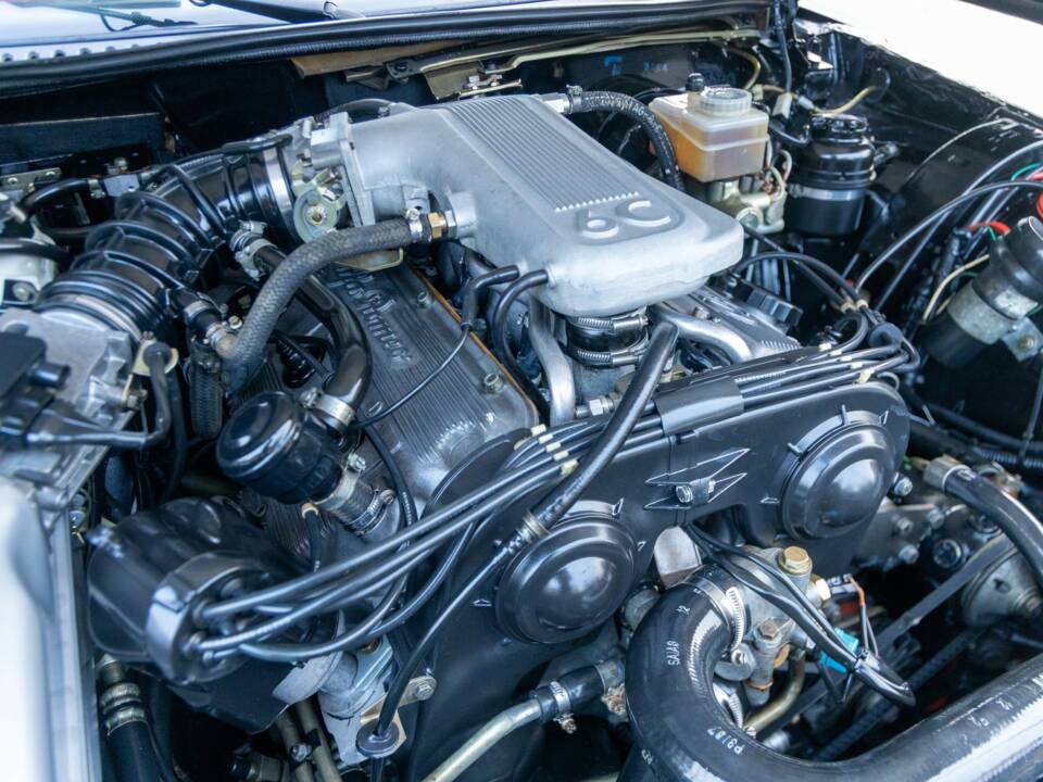 Imagen 26/50 de Alfa Romeo RZ (1994)
