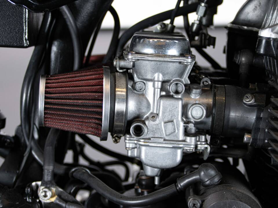 Bild 13/50 von Honda DUMMY (1987)