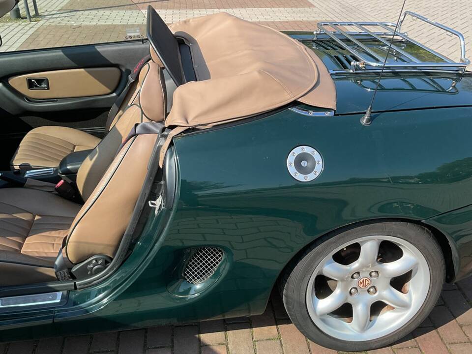 Image 8/8 de MG F 1.8i (1998)