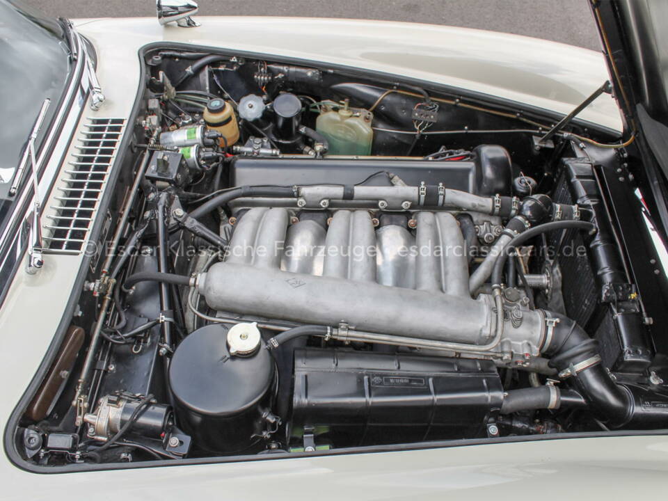 Image 22/38 de Mercedes-Benz 300 SL Roadster (1961)