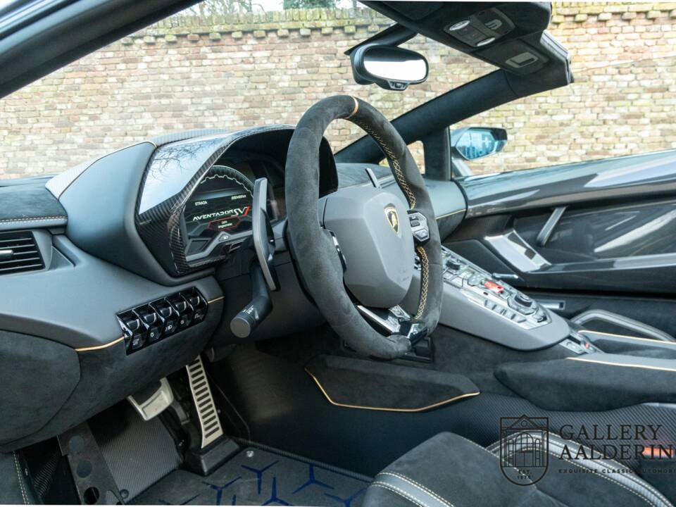 Afbeelding 42/50 van Lamborghini Aventador LP 770-4 SVJ Roadster (2020)