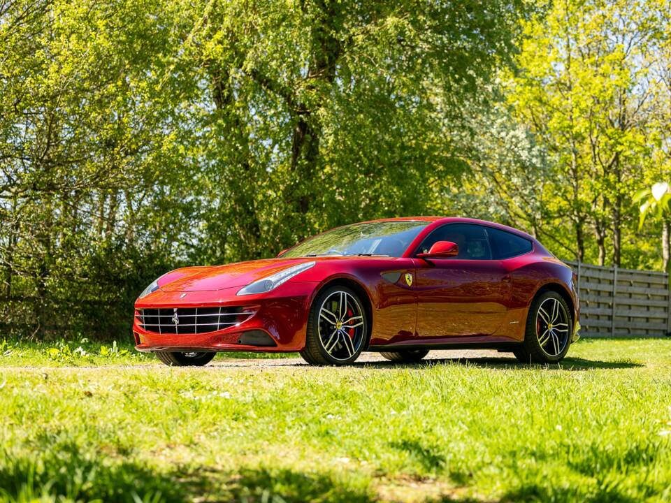 Bild 16/50 von Ferrari FF (2012)