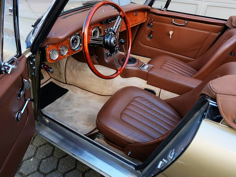 Image 28/68 of Austin-Healey 3000 Mk III (BJ8) (1965)