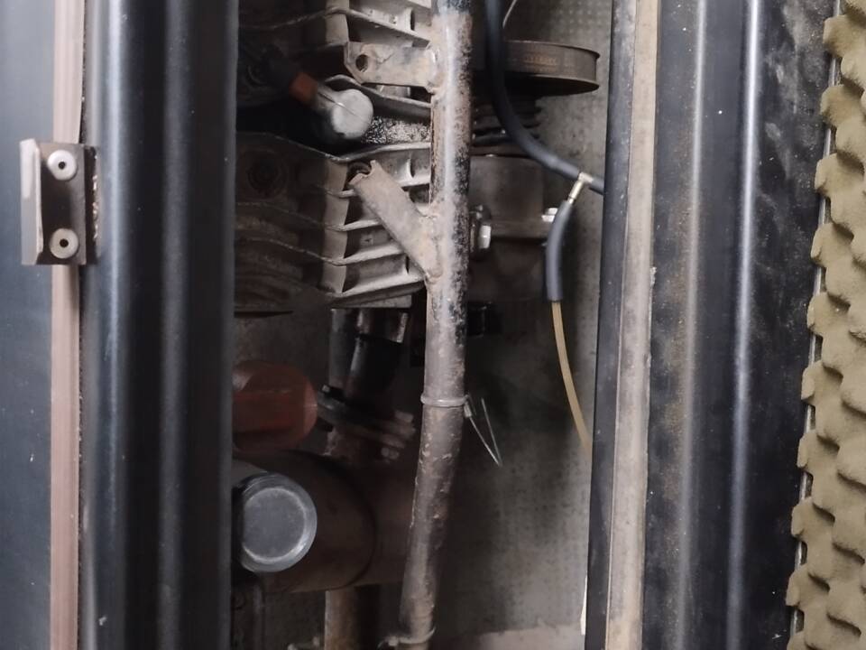 Image 48/51 of MW Cityboy (1985)