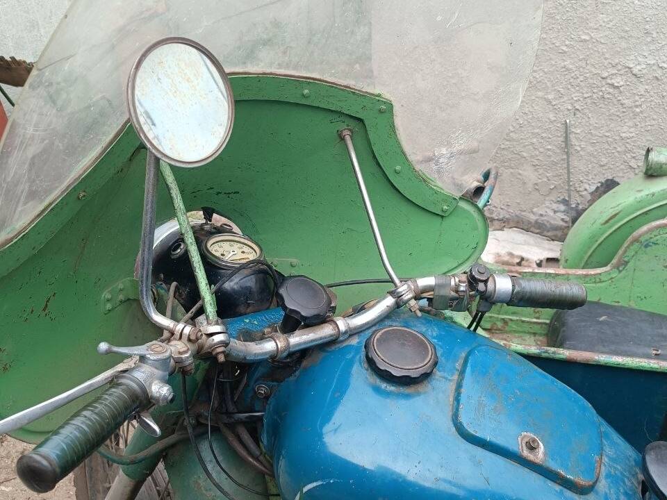 Image 12/23 of Dnepr MT-9 (1972)