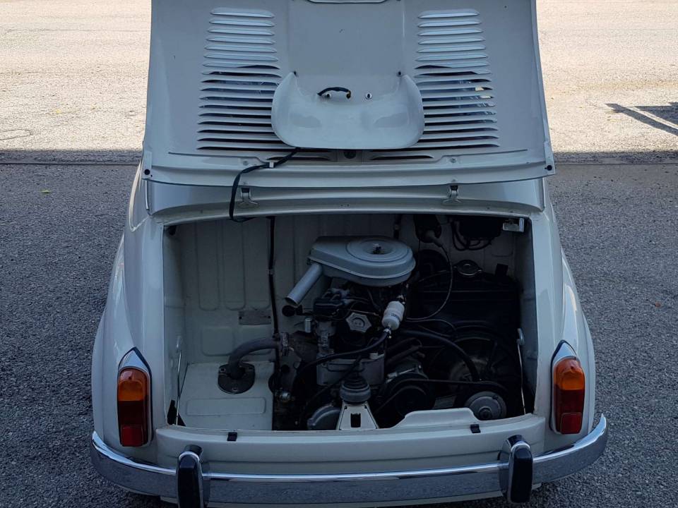 Image 27/30 of FIAT 600 D (1968)