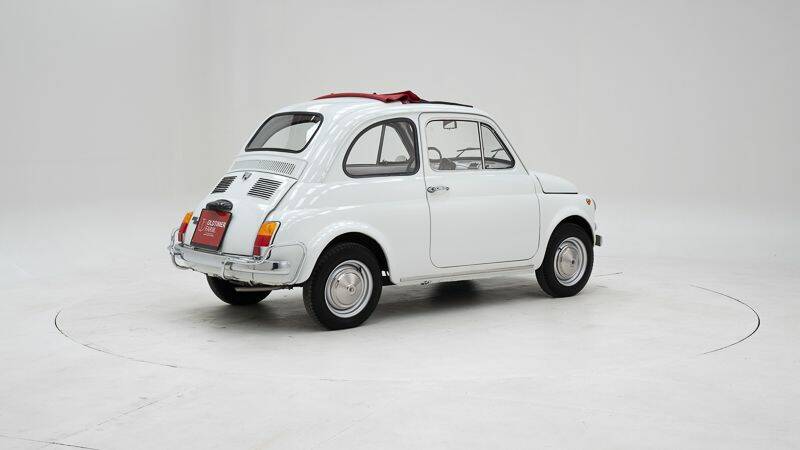 Immagine 2/15 di FIAT 500 F (1970)