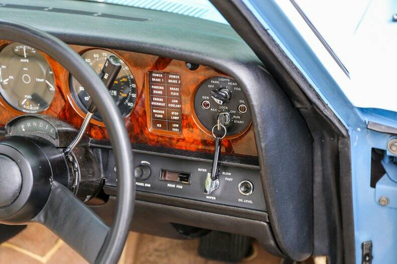 Bild 25/50 von Rolls-Royce Corniche I (1977)