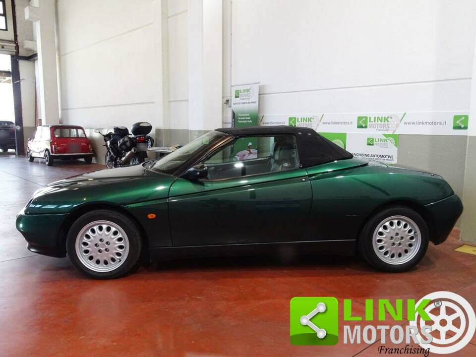 Imagen 6/10 de Alfa Romeo Spider 2.0 Twin Spark 16V (1995)