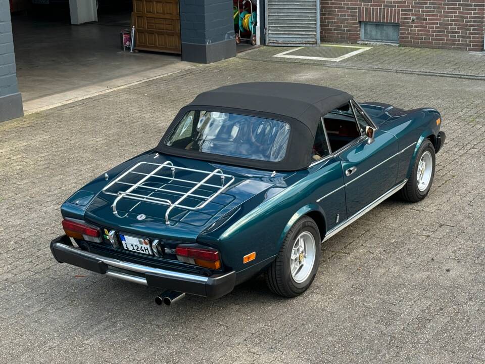 Image 20/47 of FIAT 124 Spider CS2 (1979)