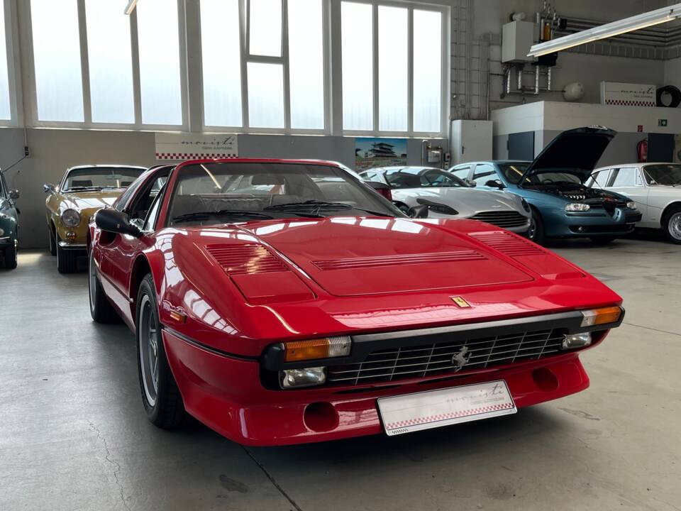 Image 28/40 of Ferrari 308 GTS Quattrovalvole (1984)