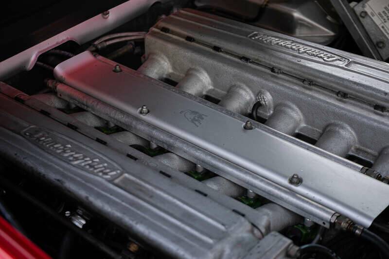 Image 21/48 of Lamborghini Diablo (1991)