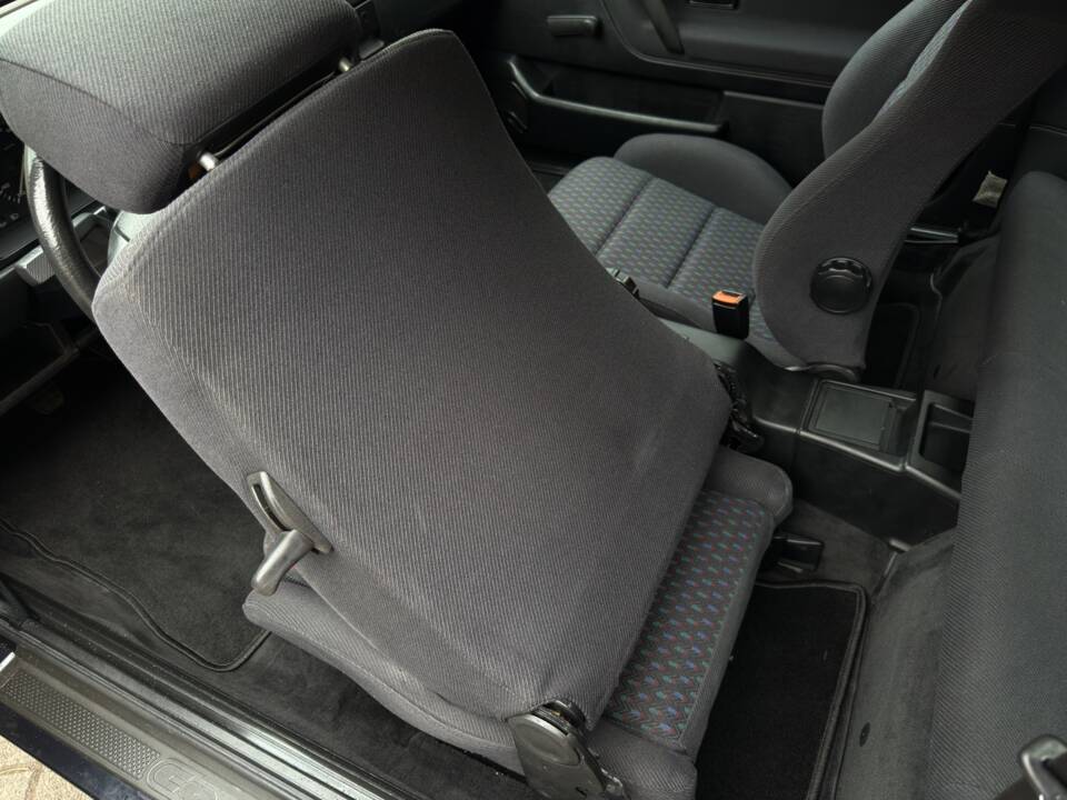 Bild 16/40 von Volkswagen Corrado 2.0 16V (1991)