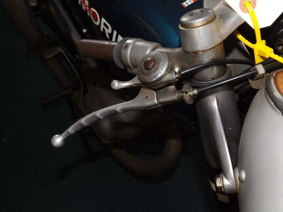 Bild 11/30 von Moto Morini 175 Turismo (1962)