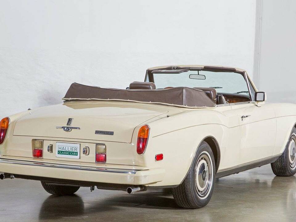 Bild 11/22 von Rolls-Royce Corniche I (1986)