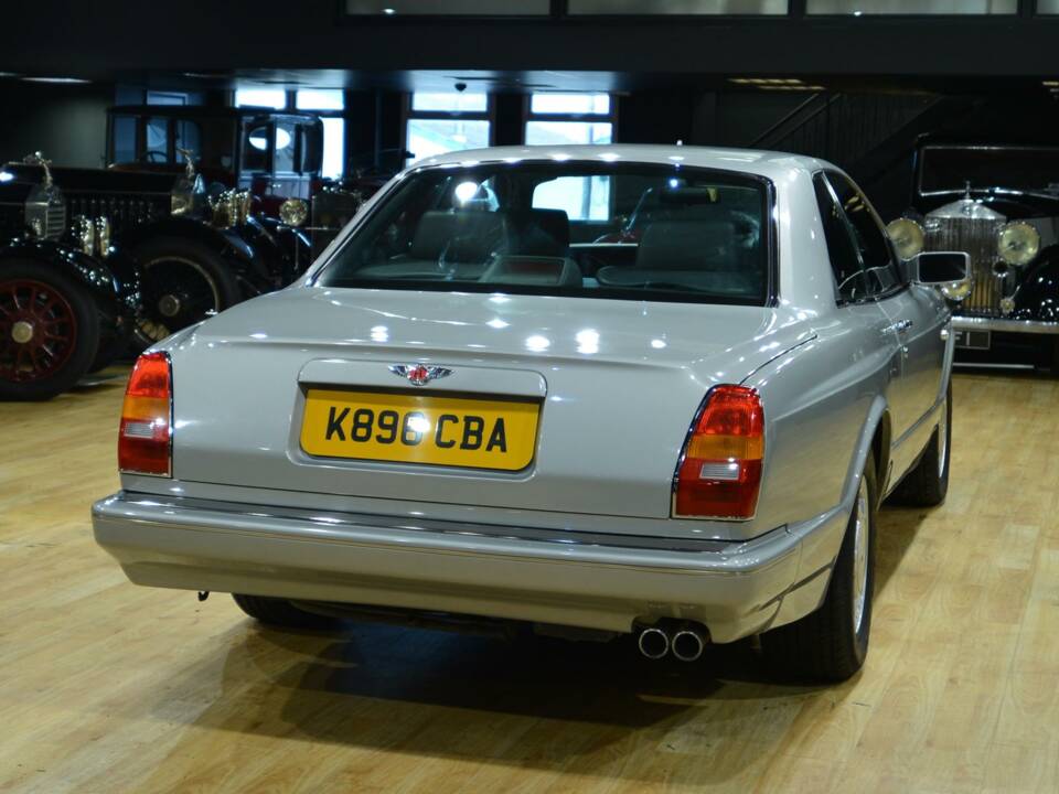 Image 11/50 of Bentley Continental R (1992)