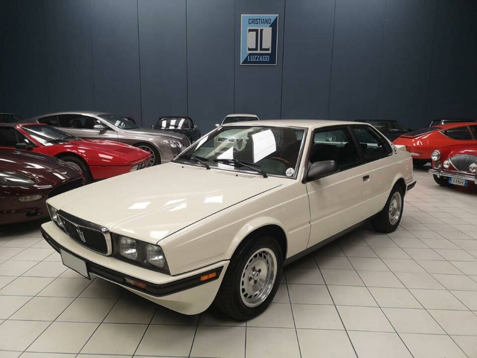 Image 3/90 of Maserati 222 (1989)