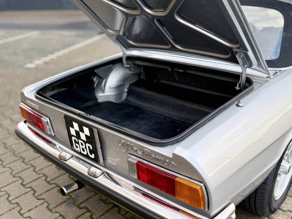 Afbeelding 39/71 van Alfa Romeo 2000 Spider Veloce (1977)