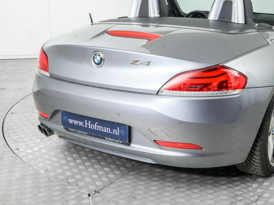 Image 27/50 of BMW Z4 sDrive23i (2010)