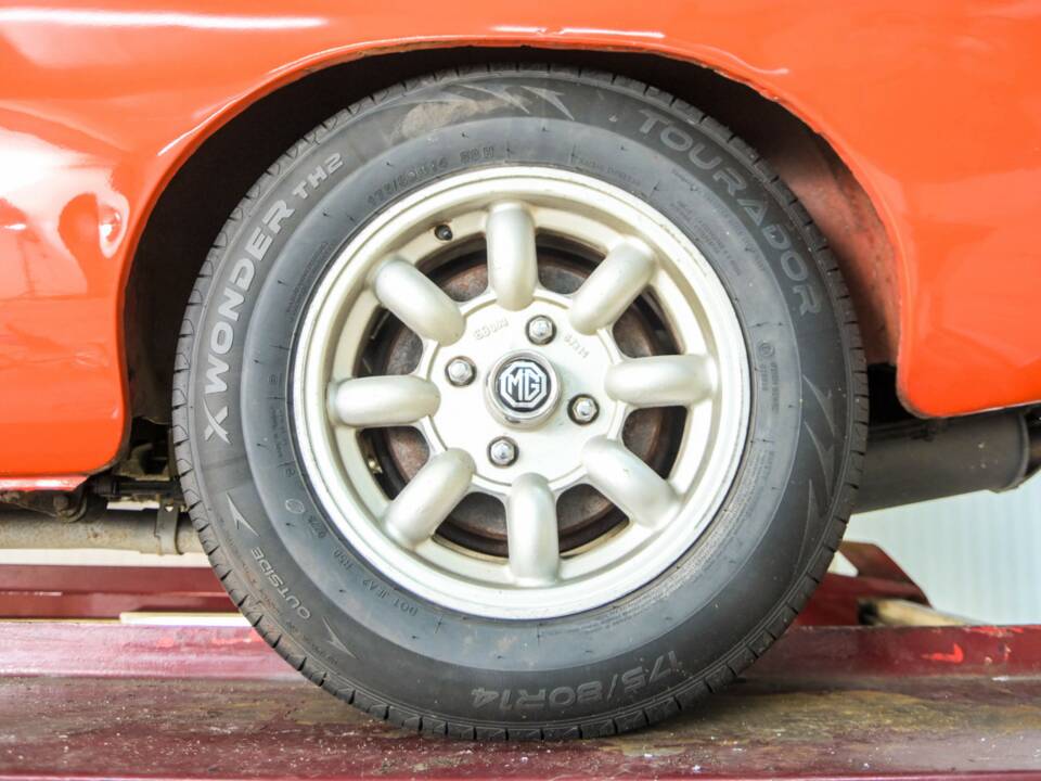 Bild 49/50 von MG MGB GT V8 SEC (1978)