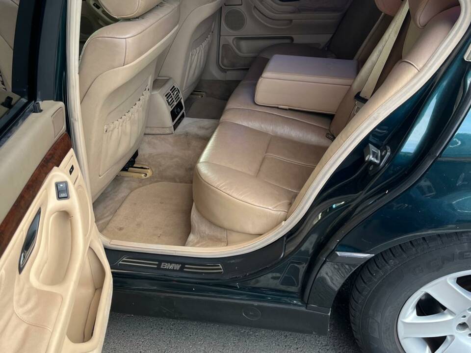 Bild 5/9 von BMW 740i (1995)