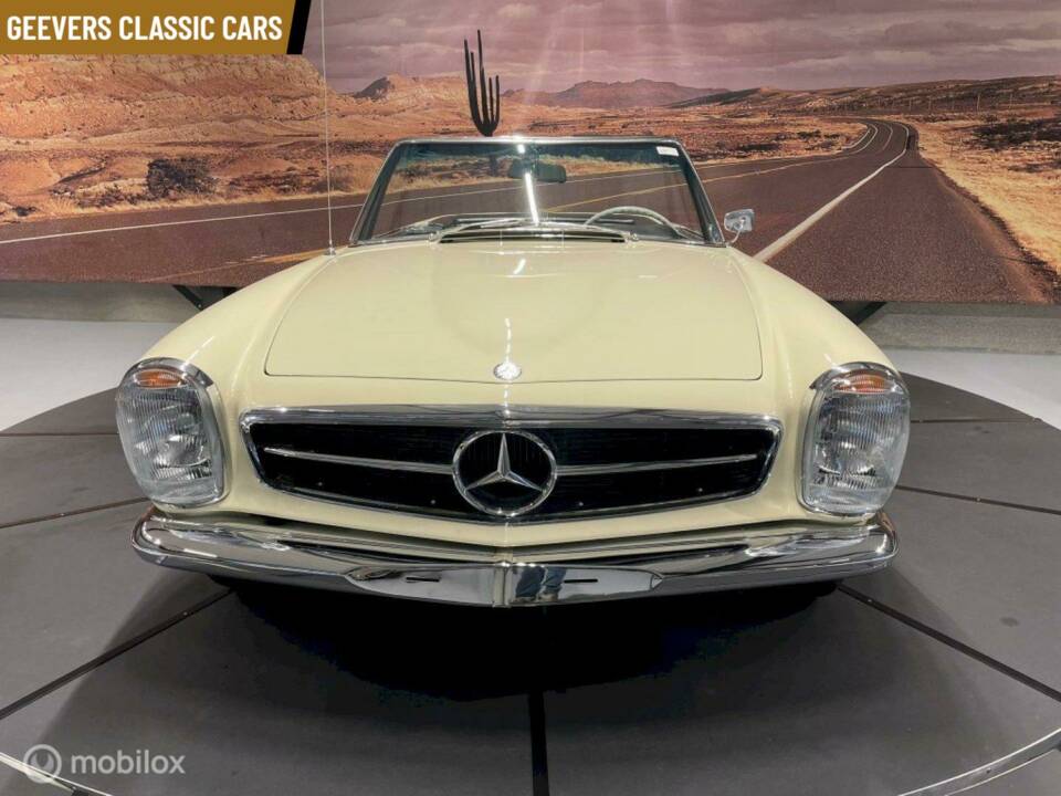 Image 3/15 de Mercedes-Benz 230 SL (1967)