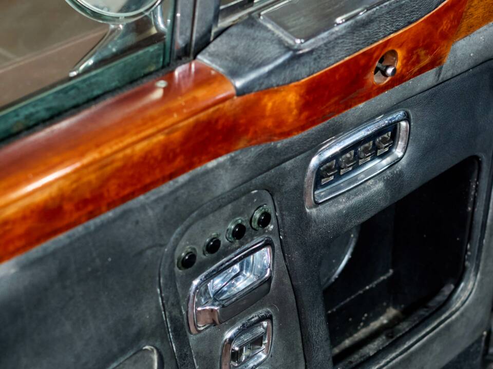 Afbeelding 50/54 van Rolls-Royce Corniche I (1973)