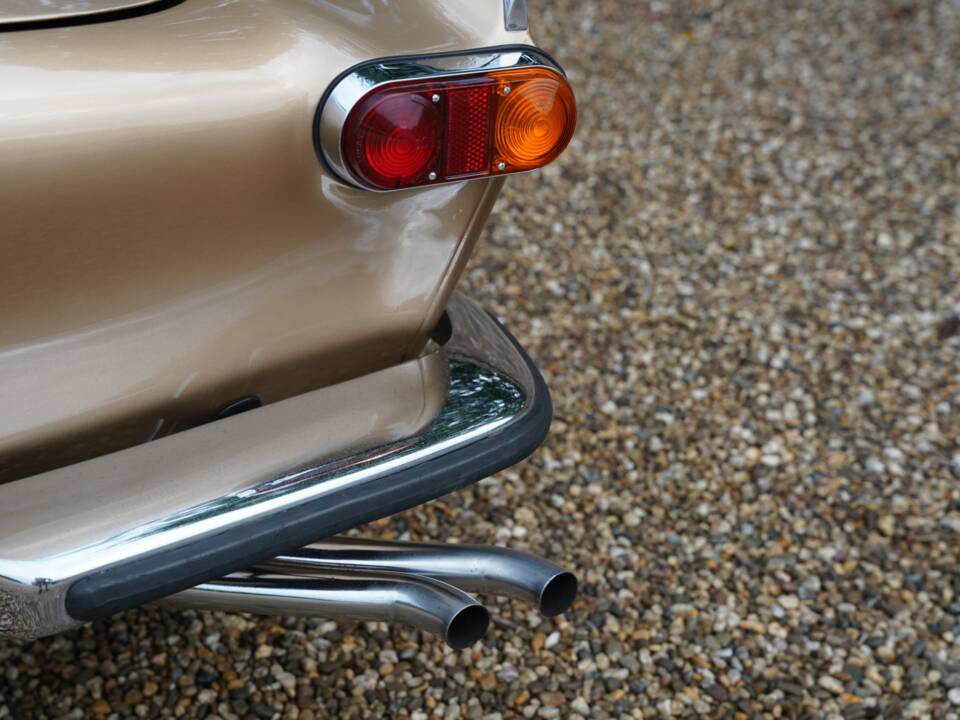 Image 26/50 de Volvo 1800 E (1972)